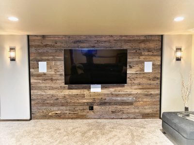Reclaimed Wood Brown Wood Feature Wall with Black Metal Trim